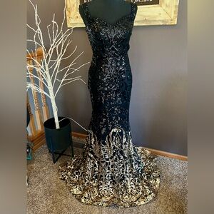 Elegant Black and Gold Sequin Gown